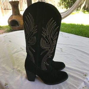 Very Volatile Embroidered Heeled Boots